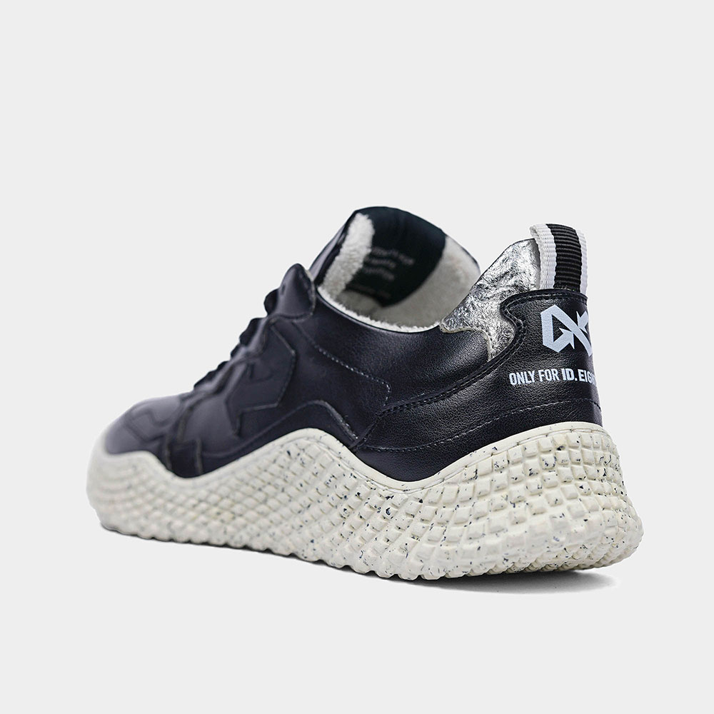 HANA BLACK • ID.EIGHT SNEAKERS RE-EVOLUTION